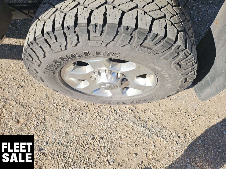 2018-dodge-2500-image-10