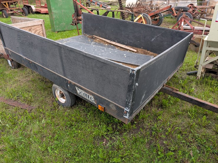#4060-•-voeller-pull-type-trailer-image-1