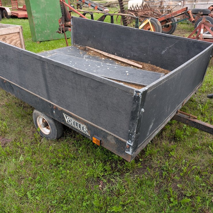 #4060 • Voeller Pull Type Trailer