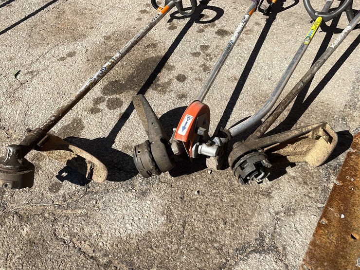 #1857-•-(4)-gas-powered-lawn-tools-image-14