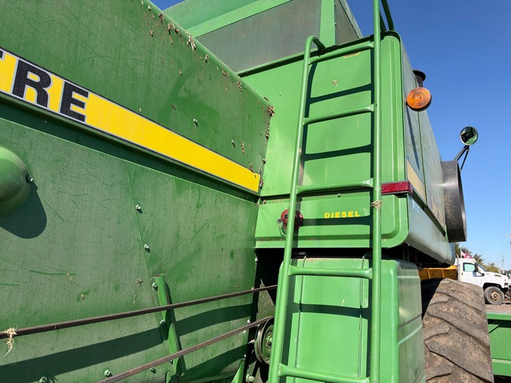 1981-john-deere-7720-image-36