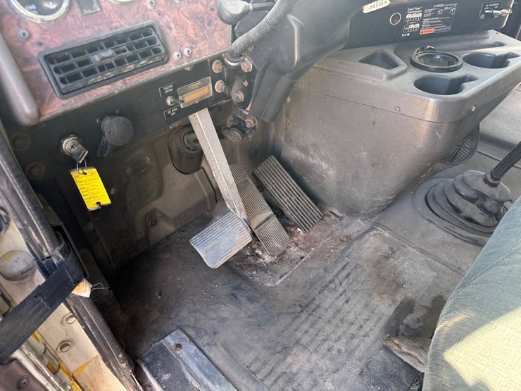 2002-international-9400i-image-27