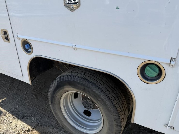 2019-ford-f450-image-34