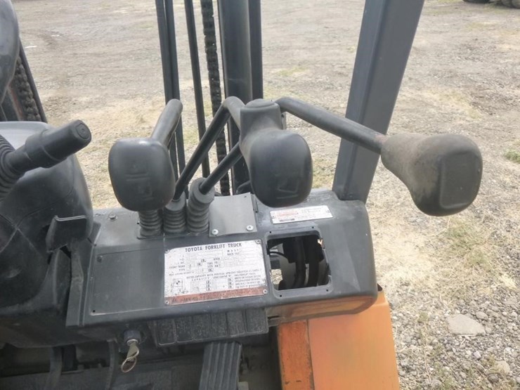 toyota-7fgu25-image-9