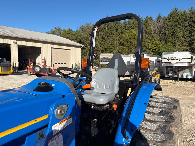 2019-new-holland-workmaster-50-image-13