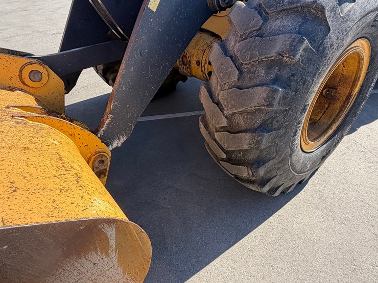 deere-544k-image-11
