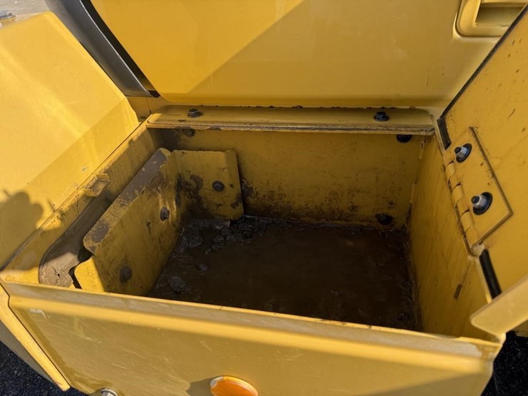 2018-caterpillar-930m-image-30