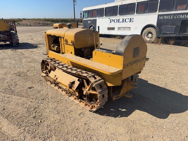 caterpillar-15-image-3