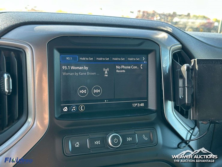 2023-gmc-2500hd-image-18