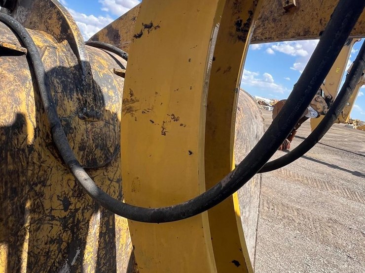 caterpillar-914m-image-16