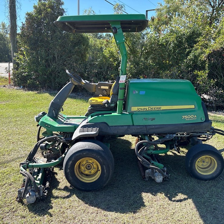 JOHN DEERE 7500A