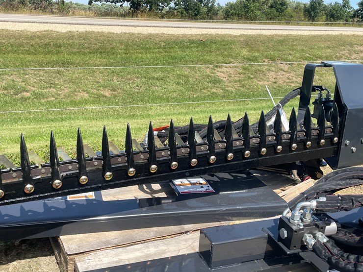 #2012-•-wolverine-skid-steer-sickle-bar-mower-attachment-image-7