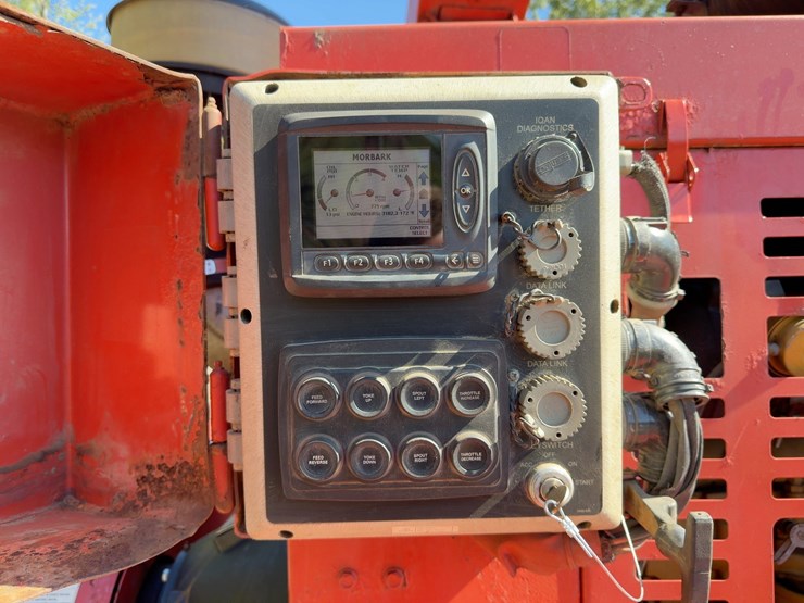 2011-morbark-m20r-image-29