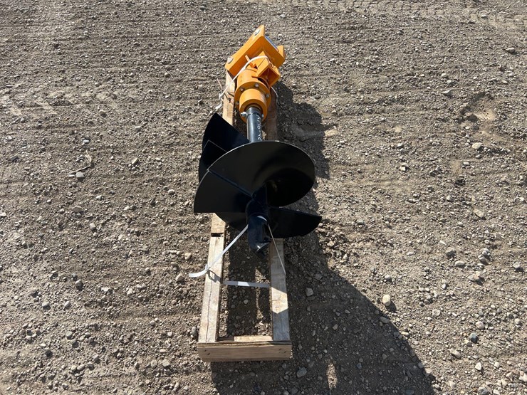 mini-excavator-post-hole-auger-image-2