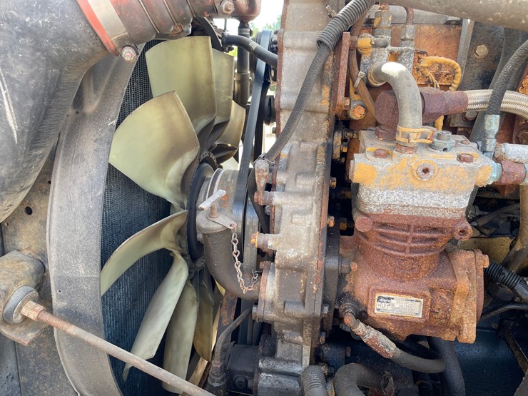 2005-kenworth-t800-image-68