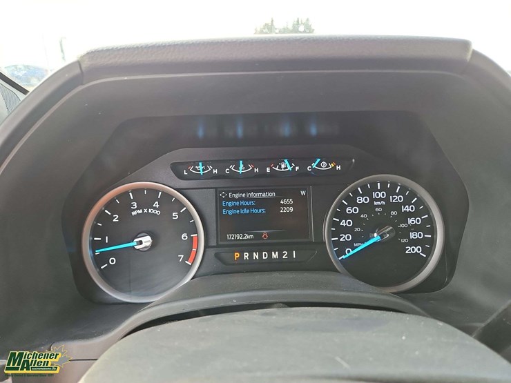 2022-ford-f250-image-27