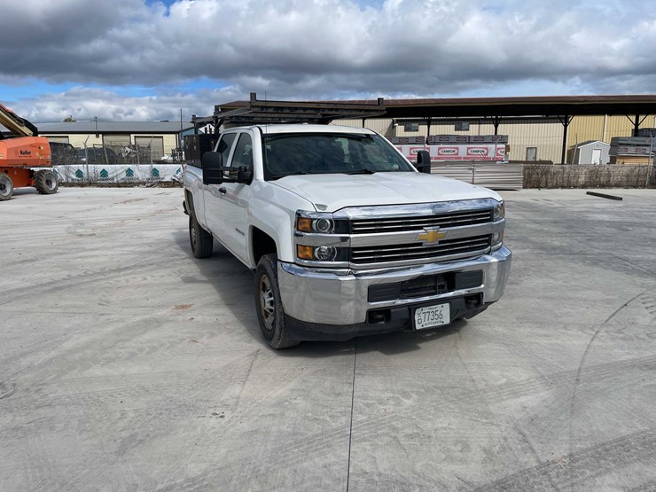 2016-chevrolet-2500-image-3