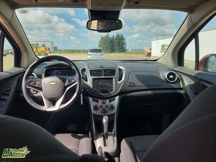 2014-chevrolet-trax-lt-image-18