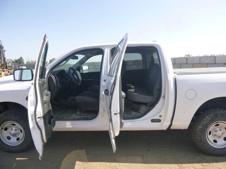 2016-dodge-1500-image-7