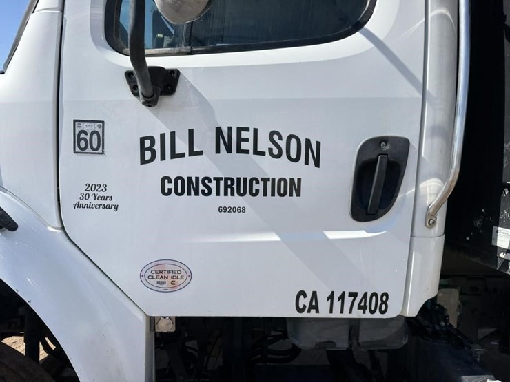 2018-freightliner-m2-dump-truck-image-14
