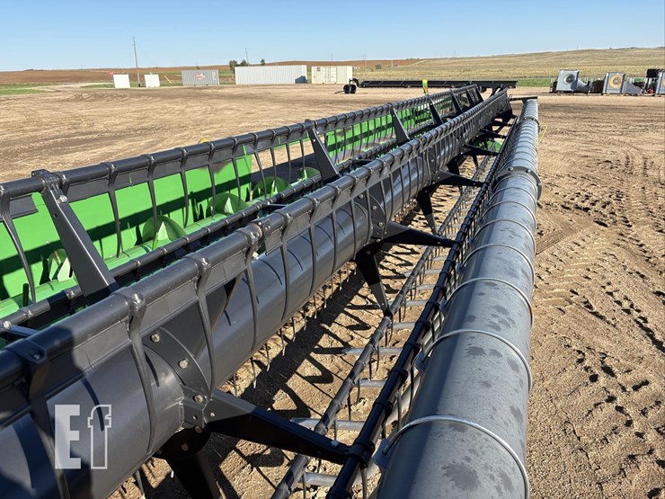 2013-john-deere-635f-image-22