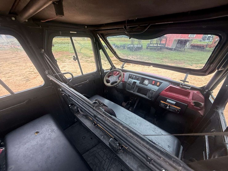2018-kawasaki-mule-4x4-crew-cab-diesel-(10,323-miles)-image-16