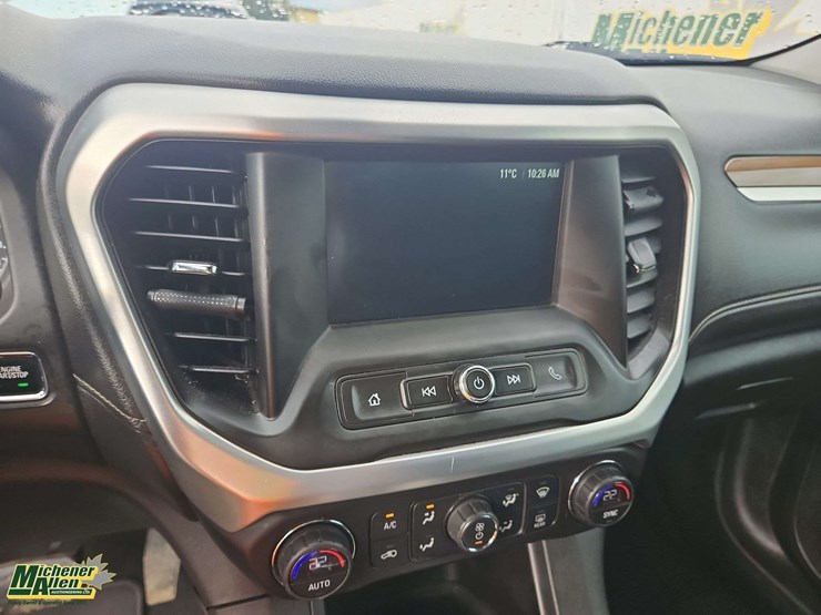 2018-gmc-acadia-image-19