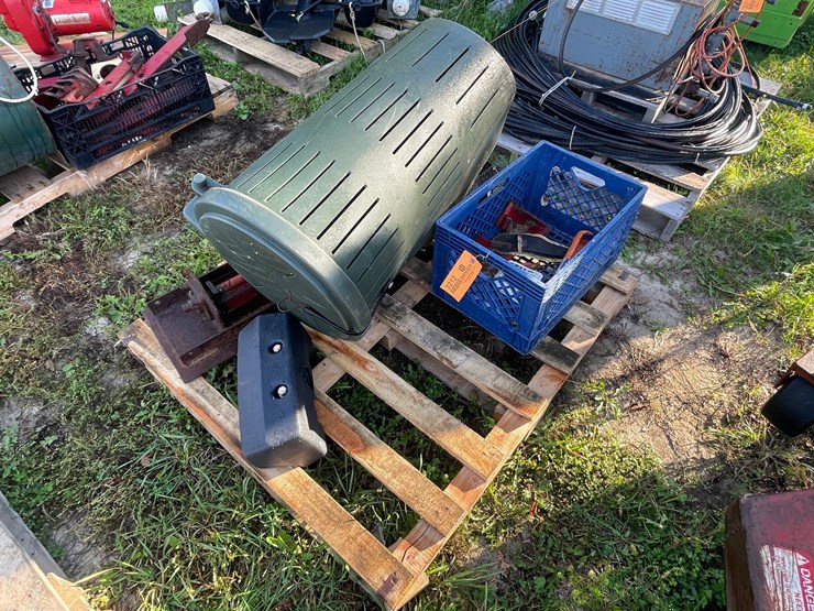 #3212-•-grass-packer,-agitator,-and-more-image-1