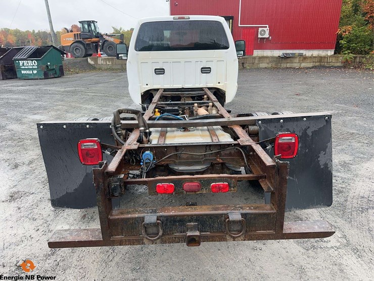 2014-ford-f550-xlt-image-6