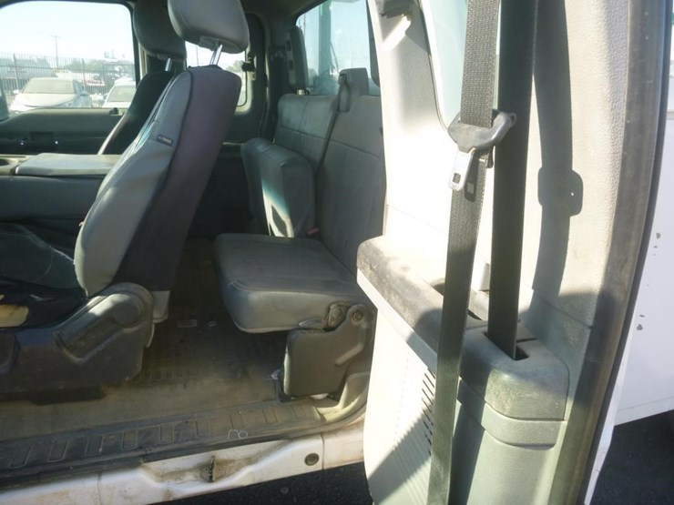 2015-ford-f350-image-10