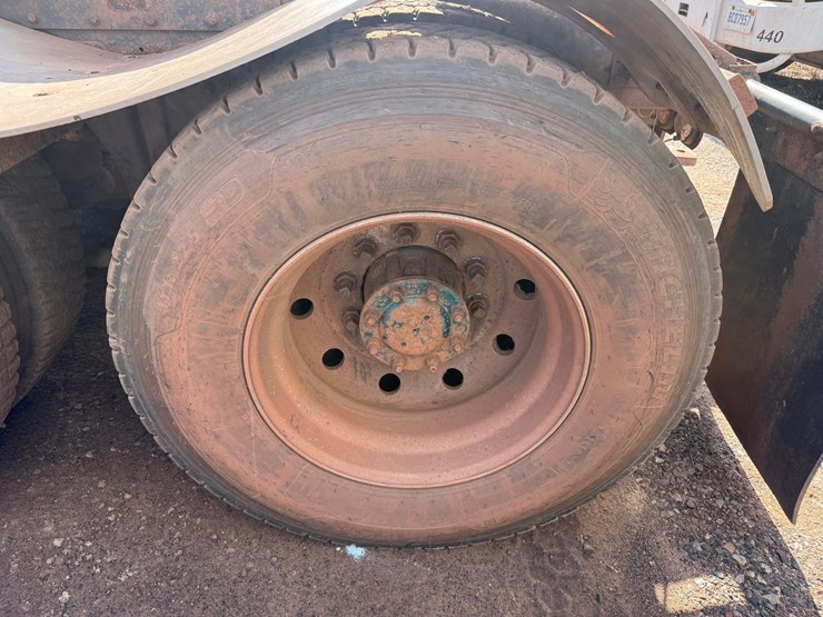 kenworth-t800-image-50