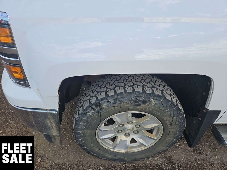 2015-chevrolet-silverado-1500-image-17