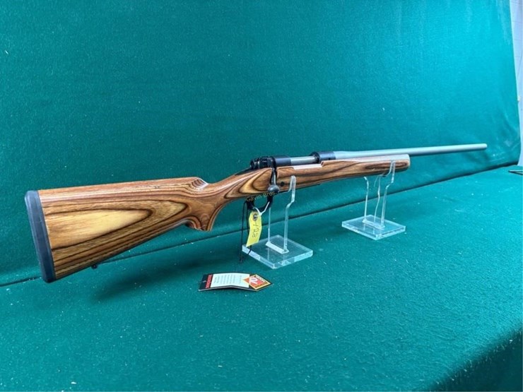 winchester-mdl.70-7mm-wsm-rifle-image-2