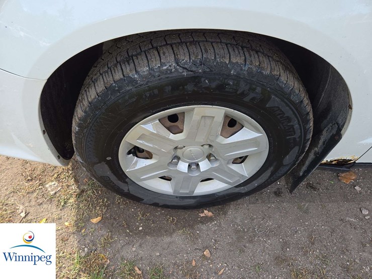 2013-dodge-grand-caravan-se-image-9