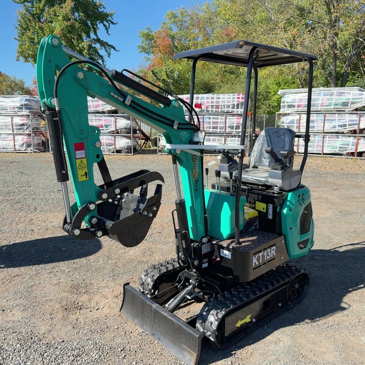 CFG INDUSTRIAL KT13R MINI EXCAVATOR