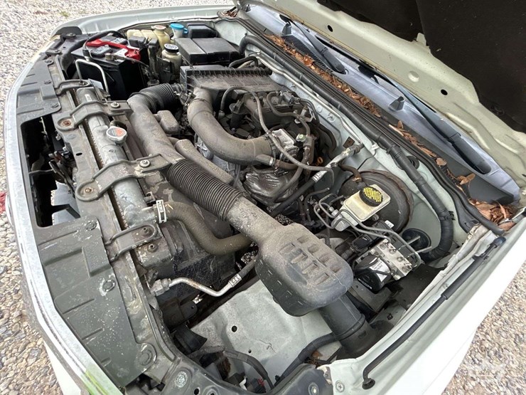 2016-nissan-frontier-image-8