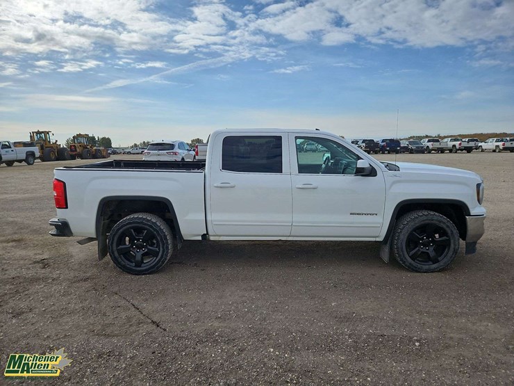 2017-gmc-sierra-1500-image-7