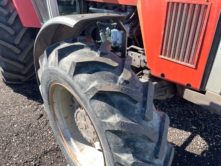 massey-ferguson-3525-image-17