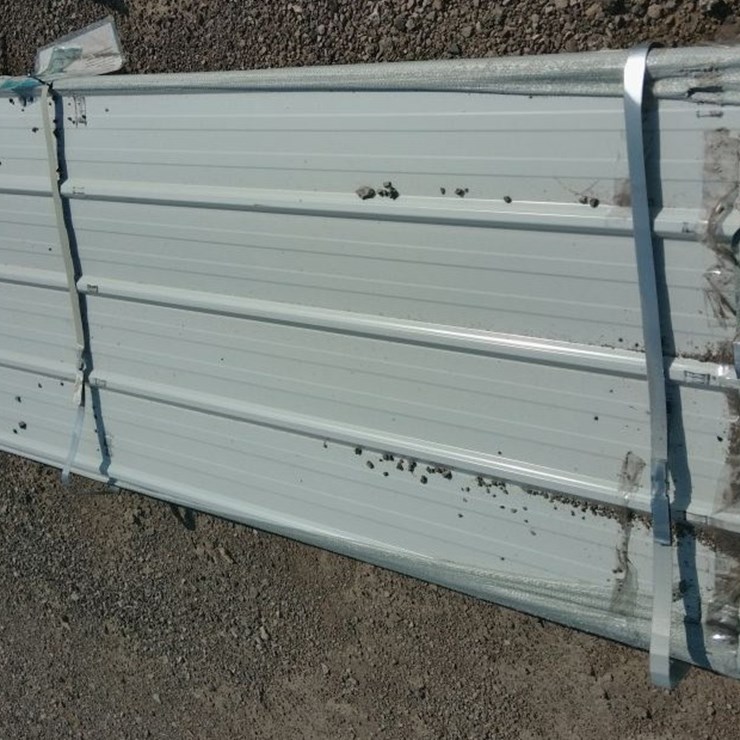 10 ft x 3 ft Barn Metal