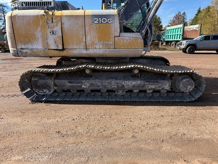 deere-210g-lc-image-54