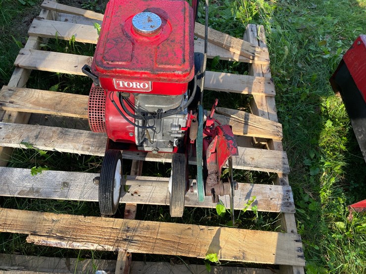 #3216-•-toro-58435-walk-behind-edger-image-4