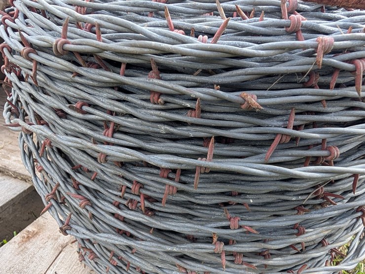 #4077-•-14-gauge-barb-wire-image-3