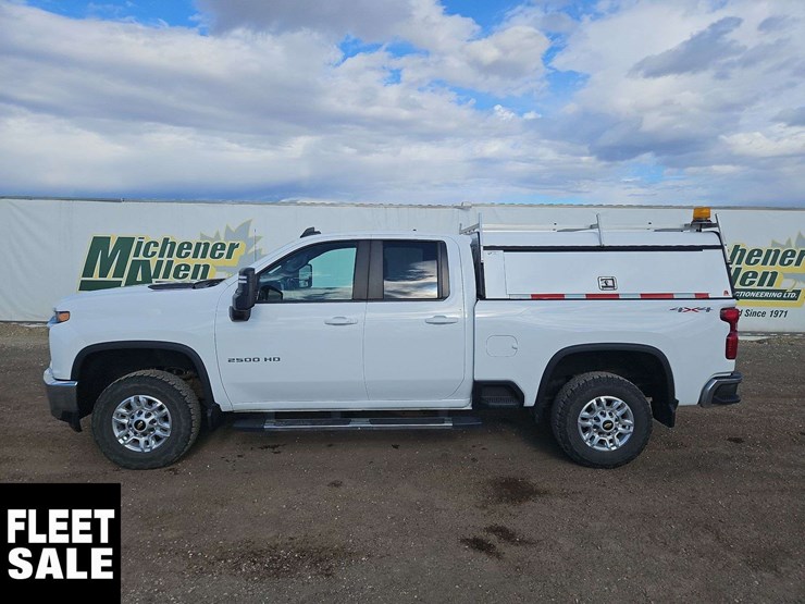 2022-chevrolet-silverado-2500hd-image-5