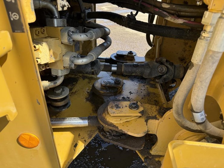 2019-caterpillar-930m-image-20
