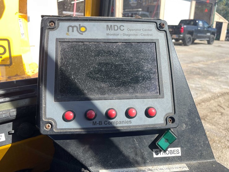 #1785-•-2012-mb-msv-multi-service-vehicle-image-25