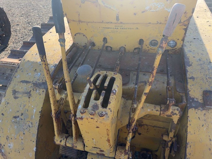 caterpillar-d4-image-34
