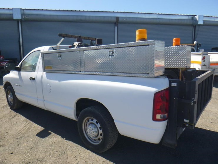 2004-dodge-ram-2500-image-4