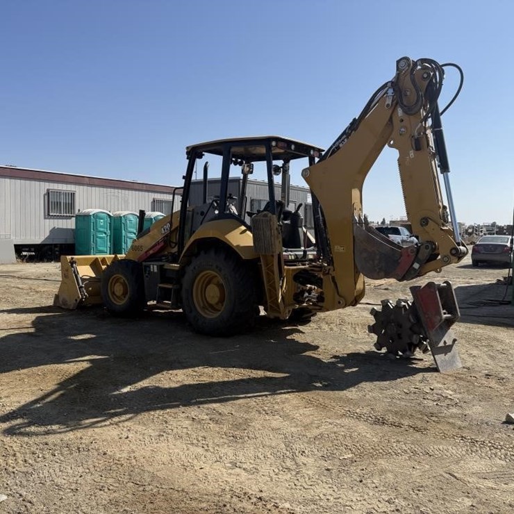 2025 CATERPILLAR 420