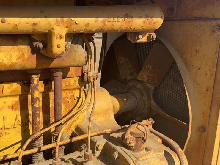 caterpillar-forty-diesel-image-30