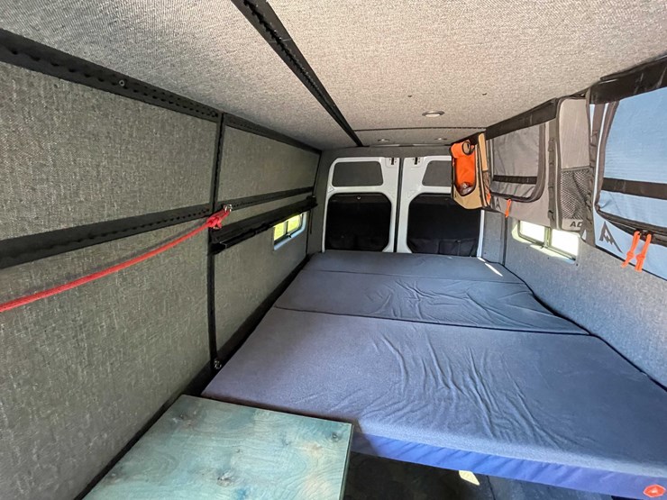 #525-•-2012-mercedes-benz-sprinter-(title-in-delay)-(green-bay,-wi)-image-77